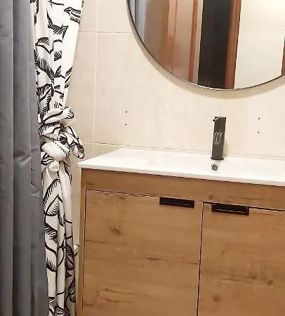 Costa Con Jardín Garaje Paddle